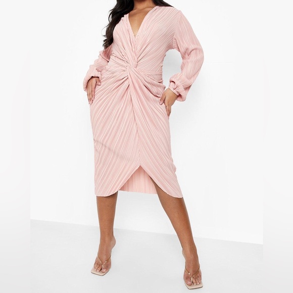 Boohoo Dresses & Skirts - Boohoo Pink Vintage Inspired Long Sleeve Dress